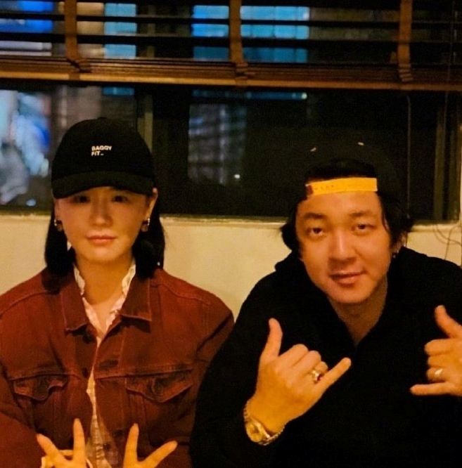 Mỹ nữ đáng thương nhất showbiz: Bị bạn trai ca sĩ cự tuyệt kết hôn, còn mặt dày đòi phí chia tay?- Ảnh 2.