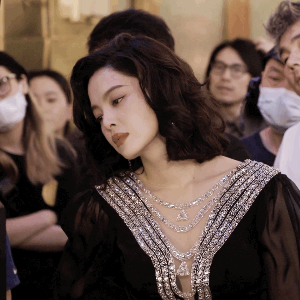 Mỹ nhân đang làm bẽ mặt Lưu Diệc Phi và nửa showbiz bị cô lập đến thương, hóa ra đây là mặt tối tàn khốc của Cbiz!- Ảnh 7.