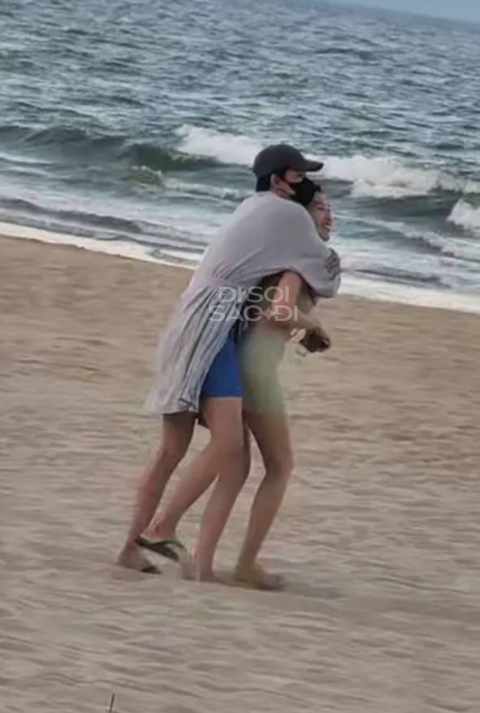 Mỹ nhân Running Man Việt âm thầm chia tay bạn trai nam thần sau 3 tháng bí mật cầu hôn?- Ảnh 12. Mỹ nhân Running Man Việt âm thầm chia tay bạn trai nam thần sau 3 tháng bí mật cầu hôn?- Ảnh 12.