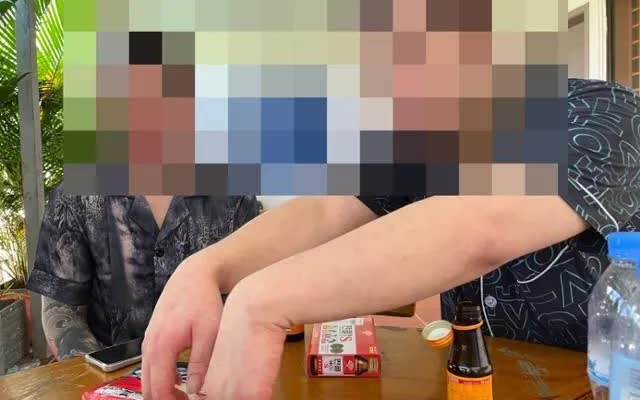 Một trong hai nạn nhân Hàn Quốc vừa thoát khỏi một trung tâm lừa đảo tại tỉnh Sihanoukville, Campuchia. (Ảnh: Korea Times)