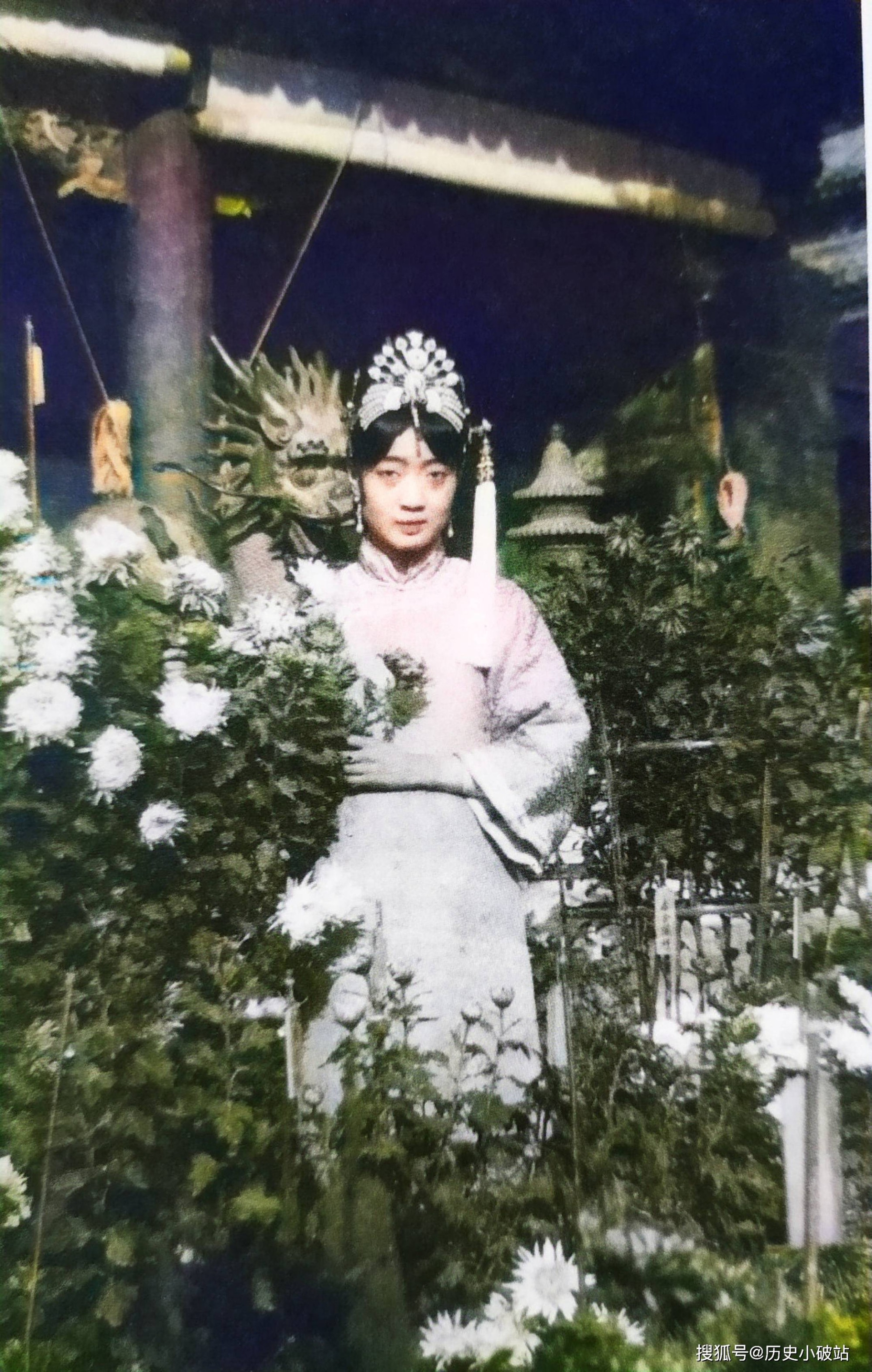 Thái giám cuối cùng nhà Thanh tiết lộ: Hoàng hậu Uyển Dung có một thói quen khi tắm khiến Phổ Nghi ghét cay ghét đắng- Ảnh 2.