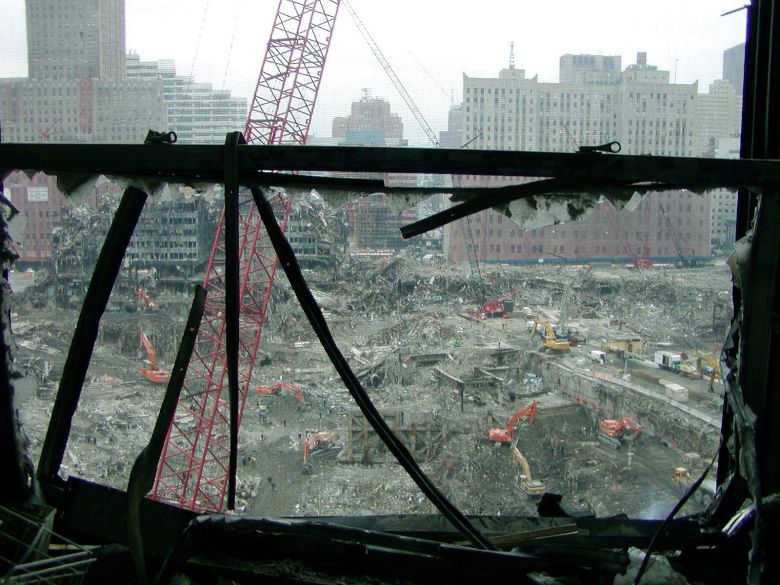 24 năm sau thảm kịch 11/9, những thước phim lần đầu được công bố khiến cả thế giới bàng hoàng- Ảnh 6. 24 năm sau thảm kịch 11/9, những thước phim lần đầu được công bố khiến cả thế giới bàng hoàng- Ảnh 6.