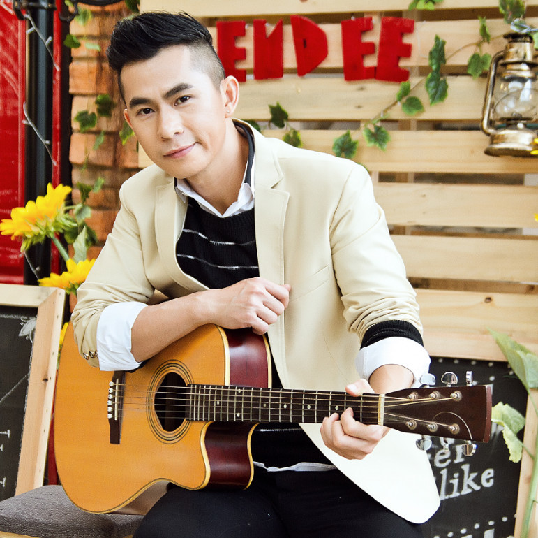 04-sv-1565-17582149811621162684503-1758249680627-17582496810601719959321 "Ông vua miền Tây" từng đem bao tải đi đựng tiền cát-xê, điêu đứng vì tài sản tiêu tan do chơi chứng khoán 04 sv 1565 17582149811621162684503 1758249680627 17582496810601719959321