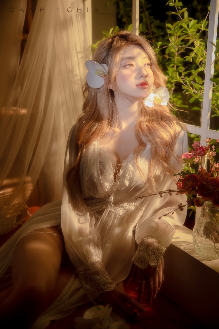 0402-thl-1 Nàng thơ Trần Hà Linh tung bộ ảnh mừng tết Ất Tỵ đẹp mê ly luôn 0402 thl 1