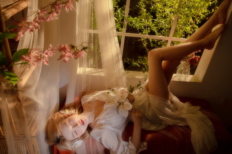 0402-thl-3 Nàng thơ Trần Hà Linh tung bộ ảnh mừng tết Ất Tỵ đẹp mê ly luôn 0402 thl 3