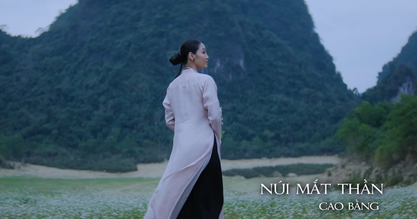 Hiếm ai “flex” thiên nhiên Việt Nam đỉnh như Victor Vũ, có nơi phải dừng đón khách vì quá hot 05 17453122600991420099732 1745482311292 17454823123321598703730 0 0 1005 1919 crop 174548237176257122467png