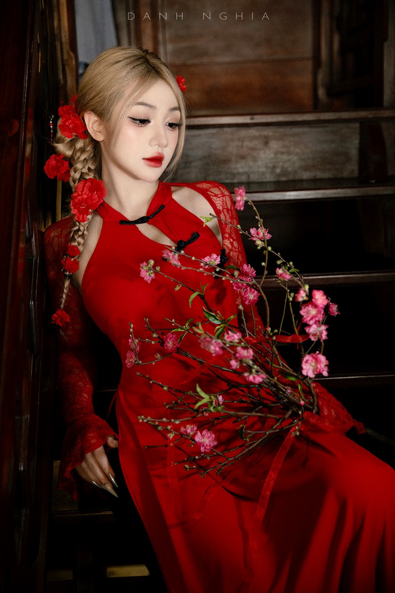 0702-tran-ha-linh-3 Nàng thơ Trần Hà Linh đẹp miên man trong bộ ảnh đón xuân 0702 tran ha linh 3