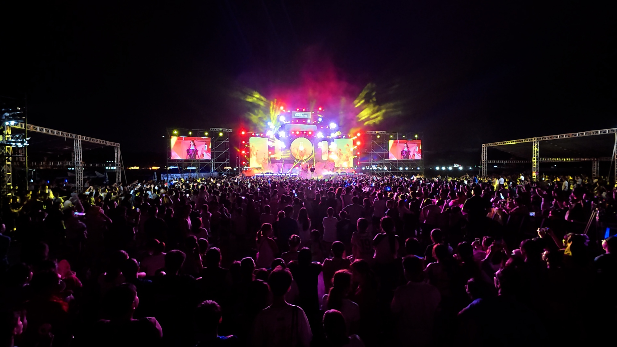 Ca sĩ Anh Tú nói thẳng trước hàng nghìn khán giả: