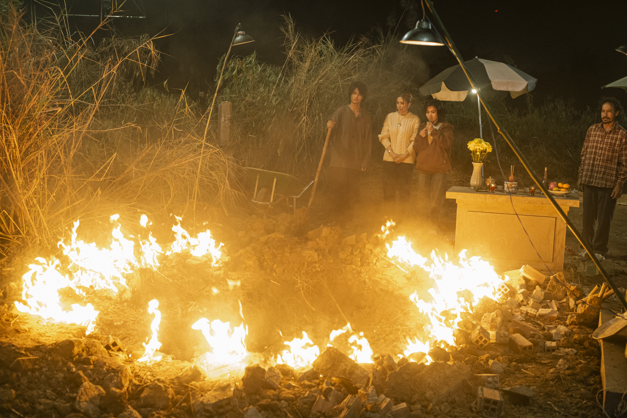 Lại thêm 1 phim Việt cực cuốn làm khán giả hóng mòn mỏi, nữ chính ai nghe tên cũng nổi da gà- Ảnh 1.