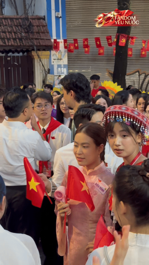 Hoàng Thùy Linh - Đen Vâu dính kè kè nhau, có phản ứng lạ hậu công khai- Ảnh 6.