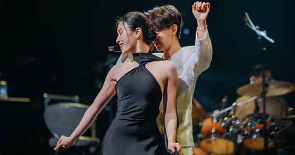 Loạt ảnh và video bóc nhan sắc thật của vợ Vũ Cát Tường: Xinh đẹp "hết nước chấm", 1 chi tiết khiến nhiều người mê mẩn 096 171229890021767944003 17387642833301198528336 1738765159606 1738765159782541096687 17391794060711910349591 17391828458 79 103 321 564 crop 17391828981321062083245jpg