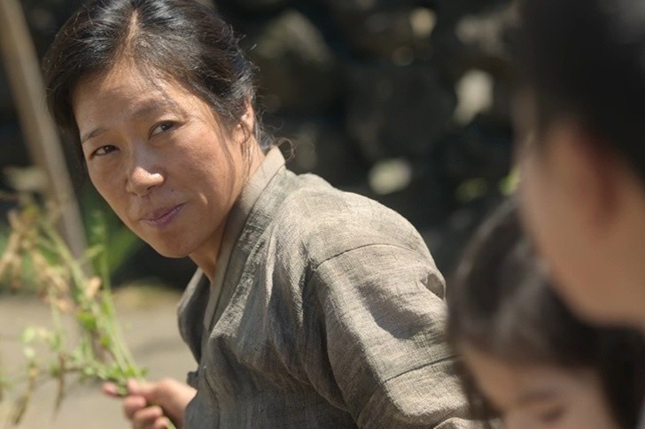 Ngọt ngào và cay đắng khi xem Khi Cuộc Đời Cho Bạn Quả Quýt- Ảnh 4. Ngọt ngào và cay đắng khi xem Khi Cuộc Đời Cho Bạn Quả Quýt- Ảnh 4.