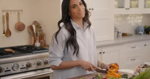 Hoàng gia Anh không quan tâm đến các dự án tương lai của Meghan 26 Hoàng gia Anh không quan tâm đến các dự án tương lai của Meghan 0meghan markle netflixmain 17364927809001443762477 0 0 675 1080 crop 1736492801298618802466jpg