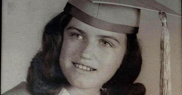 Cuộc đời bi thảm của 'Bạch Tuyết ngoài đời thực', bất tỉnh suốt 42 năm 48 Cuộc đời bi thảm của 'Bạch Tuyết ngoài đời thực', bất tỉnh suốt 42 năm 0pay edwarda obara 14123455 1739528611033 17395286111711724440565 0 0 450 720 crop 1739528640675222260920jpg