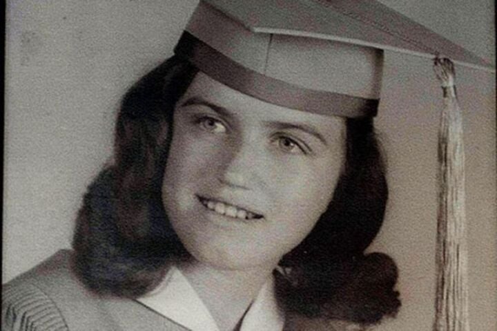 Cuộc đời bi thảm của 'Bạch Tuyết ngoài đời thực', bất tỉnh suốt 42 năm- Ảnh 2.