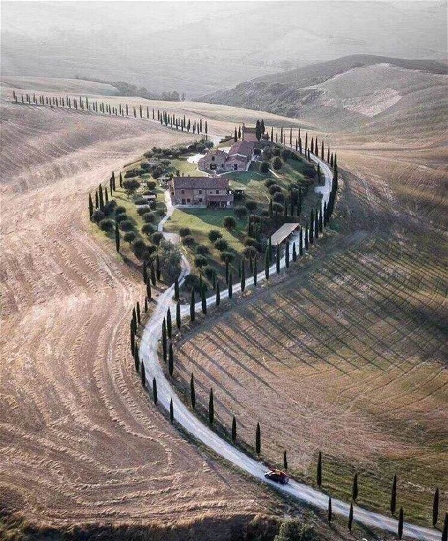 Từ ngôi sao được săn đón, nam thần đình đám