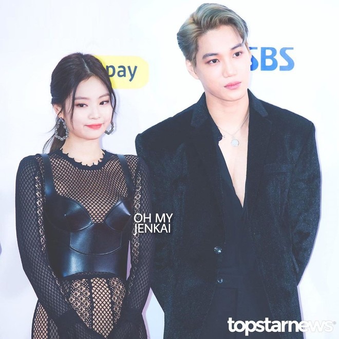 Hàng trăm nghìn người