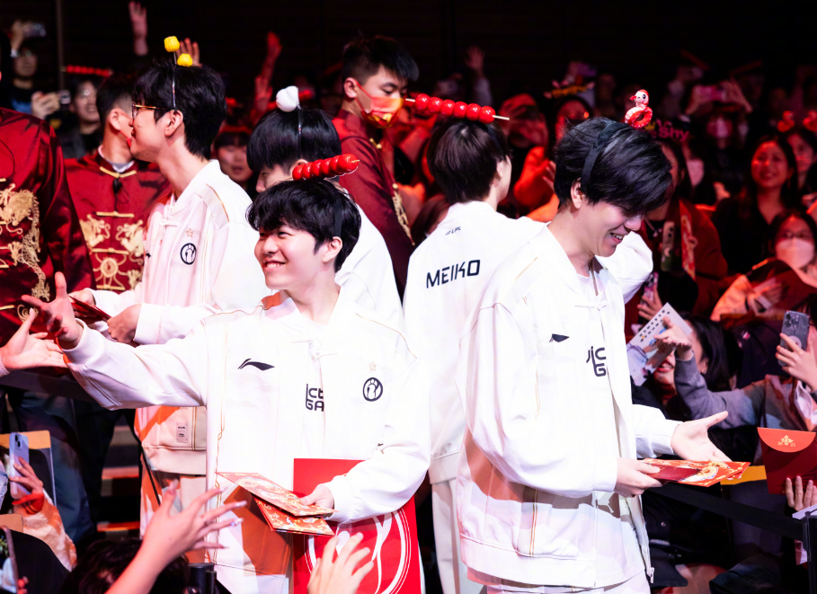 Cựu vương MSI Cựu vương MSI