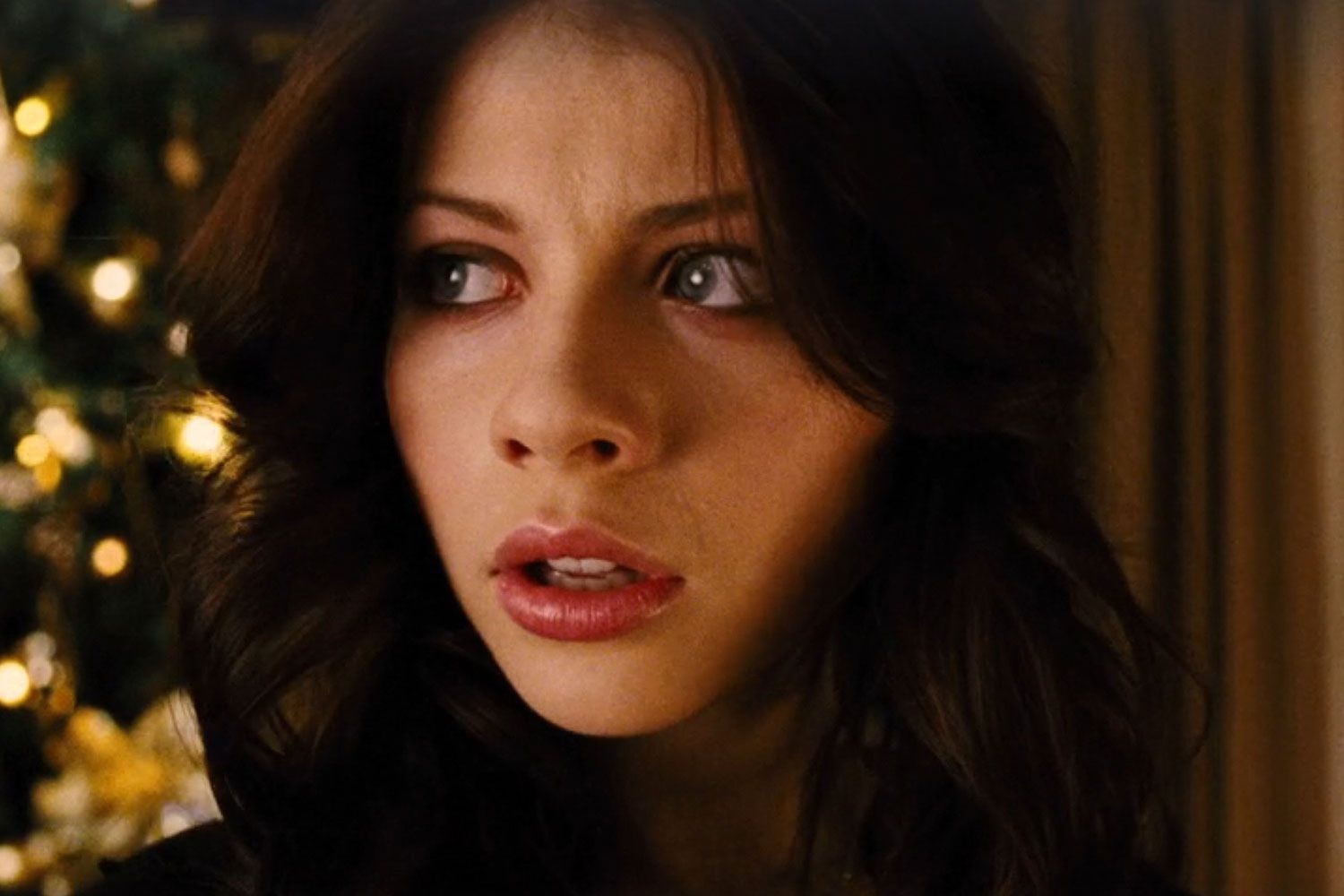 Bộ phim 18+ nóng bỏng nhất sự nghiệp của mỹ nhân Gossip Girl vừa qua đời- Ảnh 2. Bộ phim 18+ nóng bỏng nhất sự nghiệp của mỹ nhân Gossip Girl vừa qua đời- Ảnh 2.