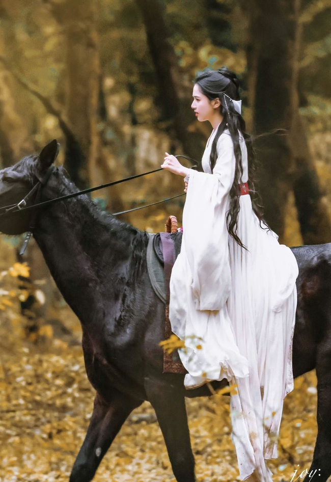 1-17415179833591322972369-1741525916812-1741525917578213812789 "Công chúa mù" đẹp nhất Trung Quốc hiện tại: Mỹ nhân cổ trang trời sinh, nhan sắc ở phim mới nghiêng nước nghiêng thành 1 17415179833591322972369 1741525916812 1741525917578213812789