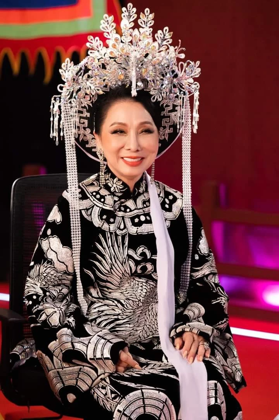 Nữ NSND từng được Forbes vinh danh, tuổi 80 sống một mình trong biệt thự 1.200m2 tại TP.HCM- Ảnh 1.