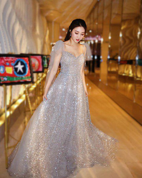 "Mỹ nhân đào mỏ" từ Á hậu trở thành phú bà nghìn tỷ trong vòng 8 tháng 1 1746943444 351 width468height585