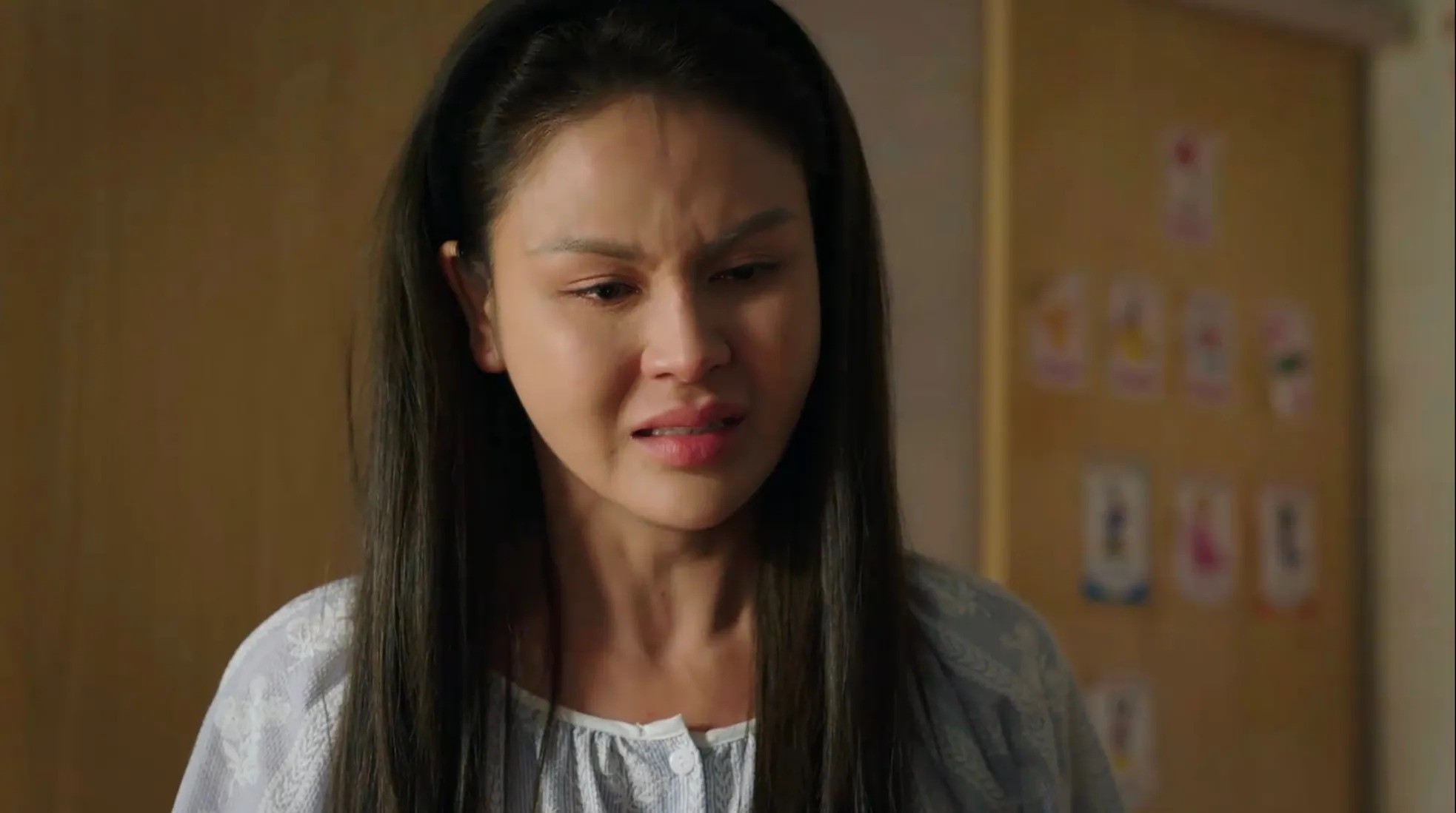 1-1749797300-434-width1966height1099 Cảnh phim ngoại tình gây tranh cãi của Lương Thu Trang - 1