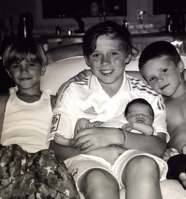 Vợ chồng Beckham nhượng bộ - 1