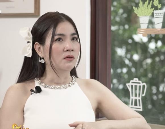 Bầu 5 tháng, bác sĩ báo tin có nguy cơ đình chỉ thai, Kha Ly rơi nước mắt nghĩ đến điều này- Ảnh 2. Bầu 5 tháng, bác sĩ báo tin có nguy cơ đình chỉ thai, Kha Ly rơi nước mắt nghĩ đến điều này- Ảnh 2.