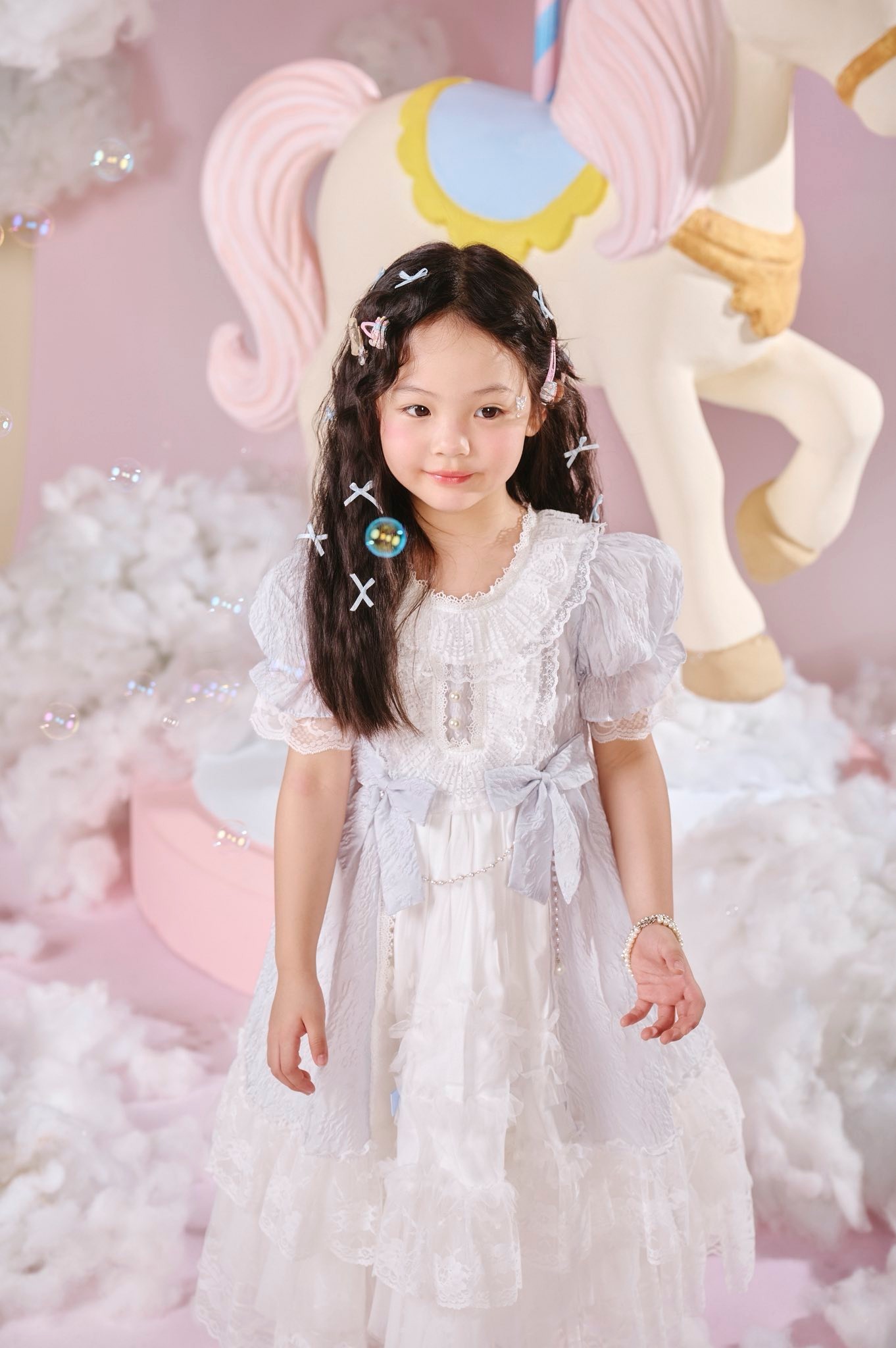 Con gái Cường Đô La mừng sinh nhật tròn 5 tuổi, ngày càng ra dáng tiểu mỹ nhân- Ảnh 2. Con gái Cường Đô La mừng sinh nhật tròn 5 tuổi, ngày càng ra dáng tiểu mỹ nhân- Ảnh 2.