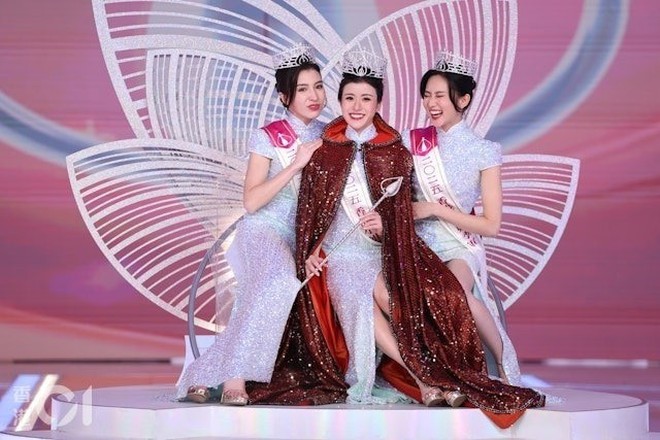 Cô gái cao 1,6 m đăng quang Hoa hậu Hong Kong 2025- Ảnh 1.