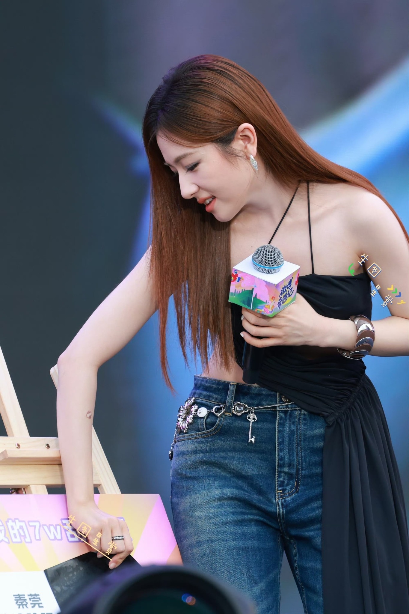 Chỉ cần mỹ nhân này cười thì băng vạn năm cũng tan chảy: Đẹp say đắm lòng người, Google cũng hết từ để khen- Ảnh 8.