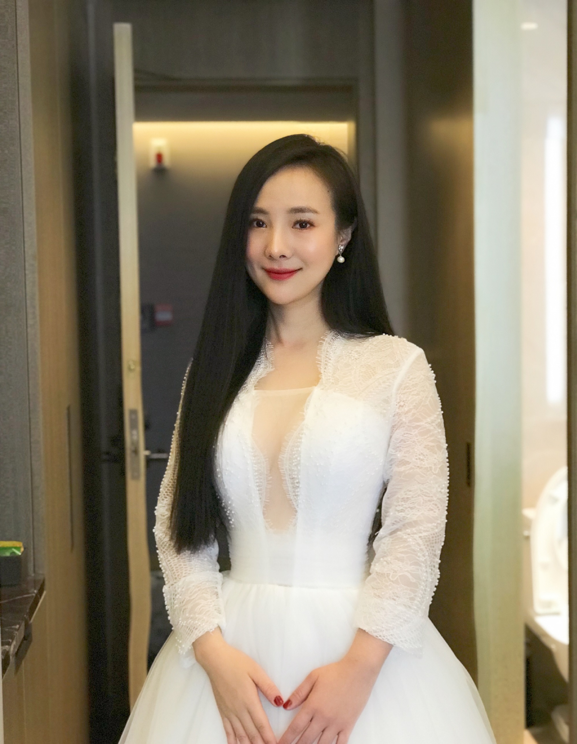 1-1757987775590355849555-1757996660737-17579966612511177659487 "Nữ hoàng thị phi" Can Lộ Lộ - sao nữ từng bị ném đá nhiều nhất showbiz Trung Quốc giờ ở đâu? 1 1757987775590355849555 1757996660737 17579966612511177659487