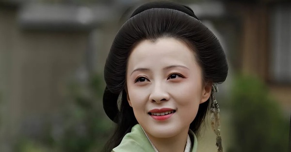 Sao nữ kết hôn chỉ sau 6 ngày hẹn hò, từng sợ sinh con vì chồng kém sắc 1 17580717024651109107114 1758096729796 1758096731341707531964 58 0 728 1280 crop 17580968416461442307094jpeg