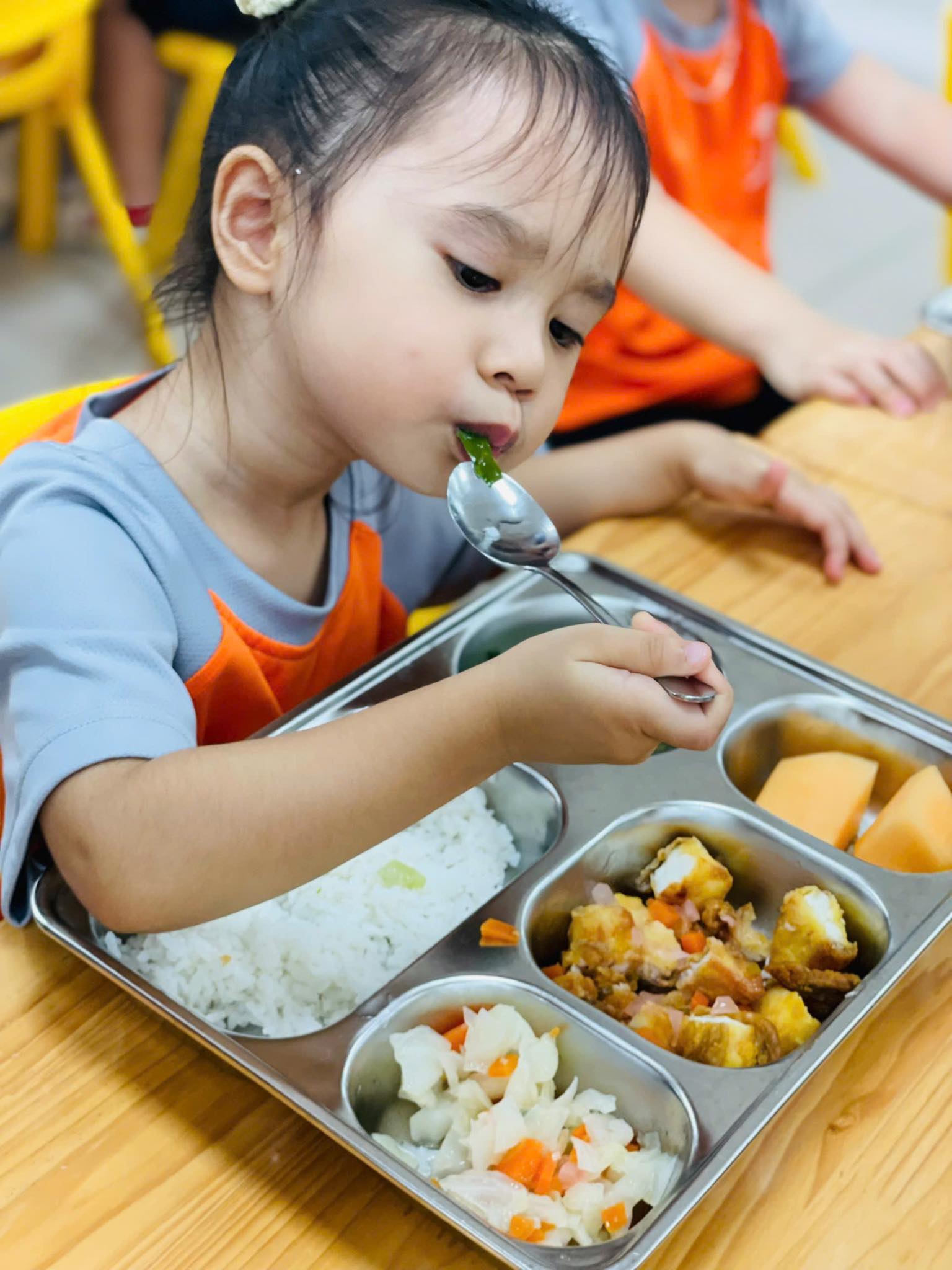 Bảo Anh hoang mang khi nghe lời nhận xét: Bảo Anh hoang mang khi nghe lời nhận xét: