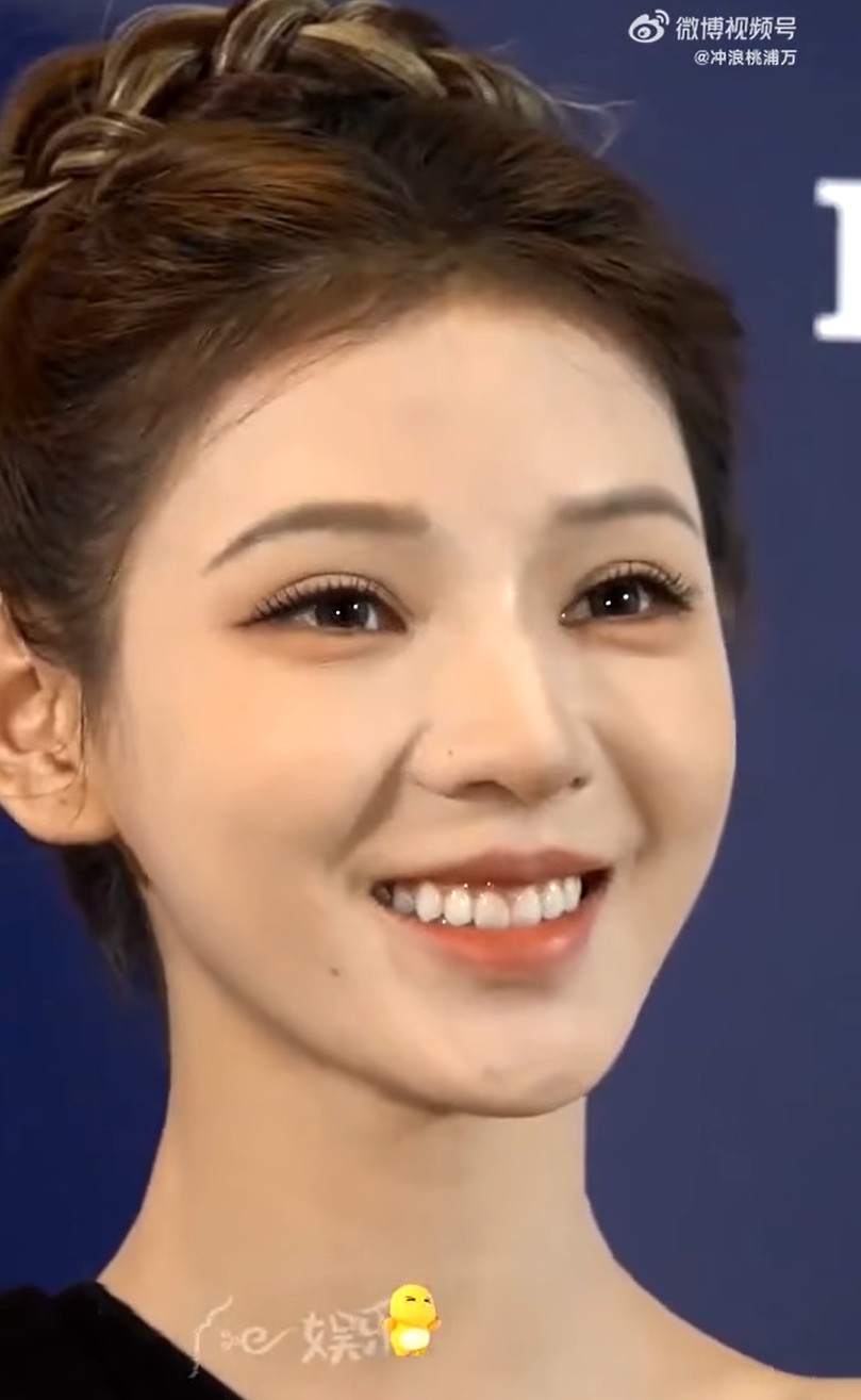 Để minh tinh này dạy bạn đánh vần 2 từ mỹ nhân: Căng mắt tìm không ra khuyết điểm, cả mặt toàn tinh hoa- Ảnh 3.