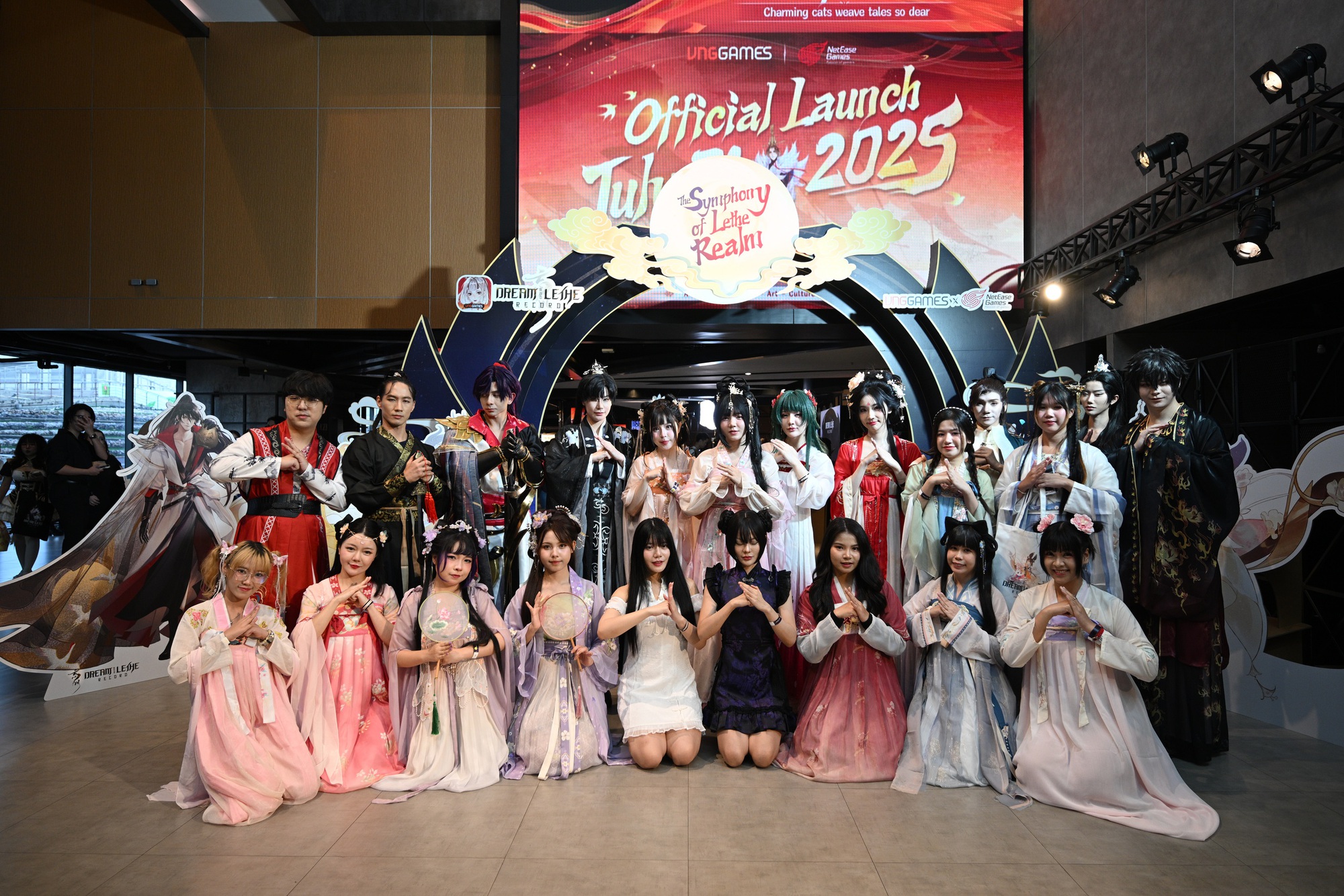 Vong Xuyên Phong Hoa Lục công bố sản phẩm bằng hành trình đa giác quan tại Thái Lan- Ảnh 5. Vong Xuyên Phong Hoa Lục công bố sản phẩm bằng hành trình đa giác quan tại Thái Lan- Ảnh 5.