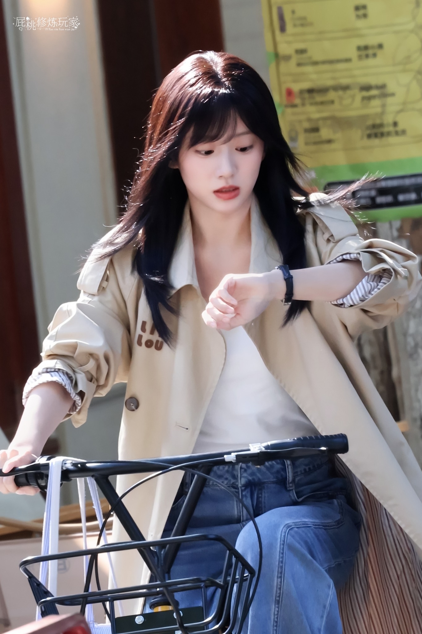 Nghĩ nát óc cũng không biết tả mỹ nhân này đẹp thế nào: Xinh hết phần người khác, visual sáng lóa mắt là có thật- Ảnh 5. Nghĩ nát óc cũng không biết tả mỹ nhân này đẹp thế nào: Xinh hết phần người khác, visual sáng lóa mắt là có thật- Ảnh 5.