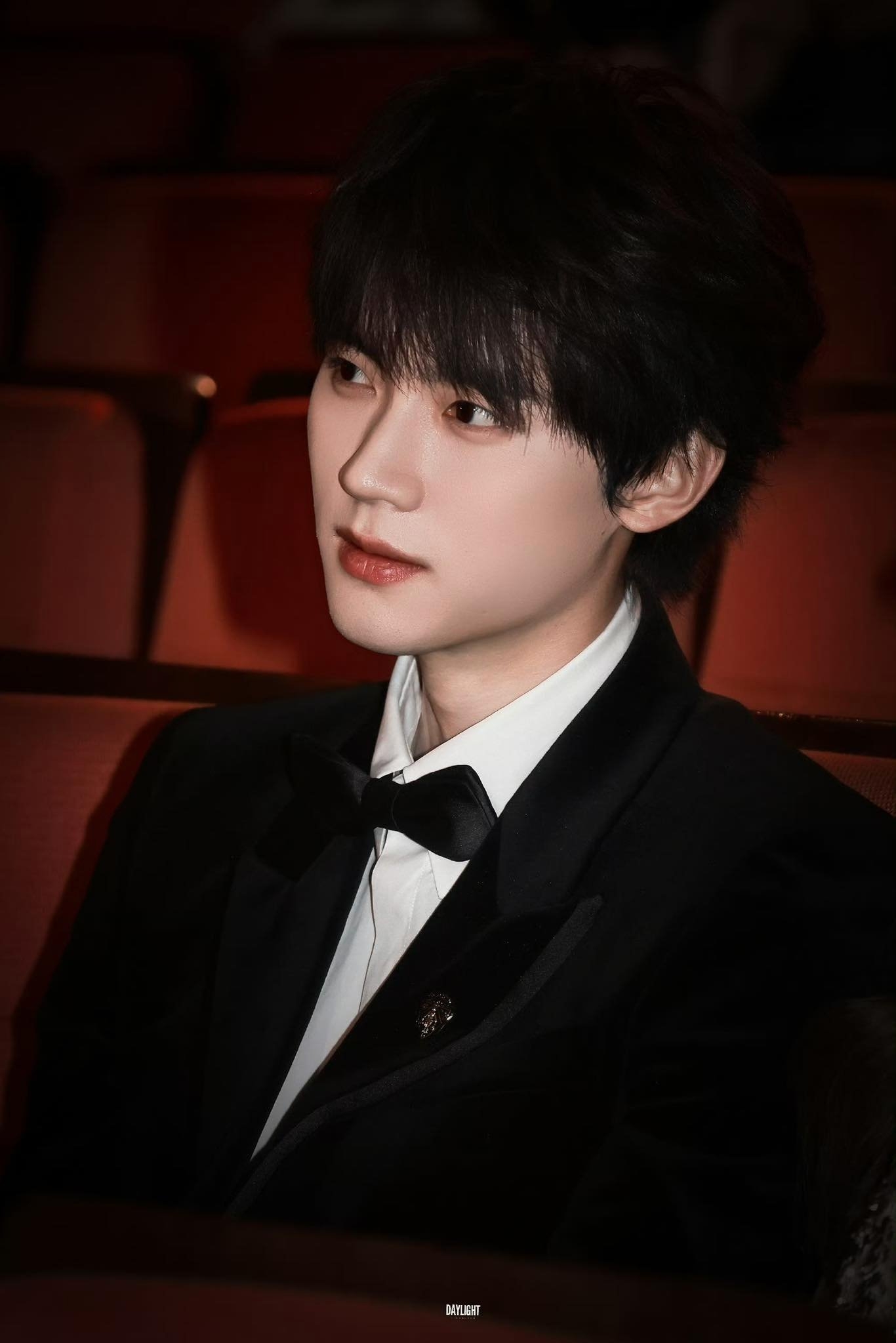 Mỹ nam cứ chơi với ai là đâm sau lưng người đấy: 7749 phốt vẫn sống khỏe, tất cả nhờ nhan sắc như tranh vẽ- Ảnh 6. Mỹ nam cứ chơi với ai là đâm sau lưng người đấy: 7749 phốt vẫn sống khỏe, tất cả nhờ nhan sắc như tranh vẽ- Ảnh 6.