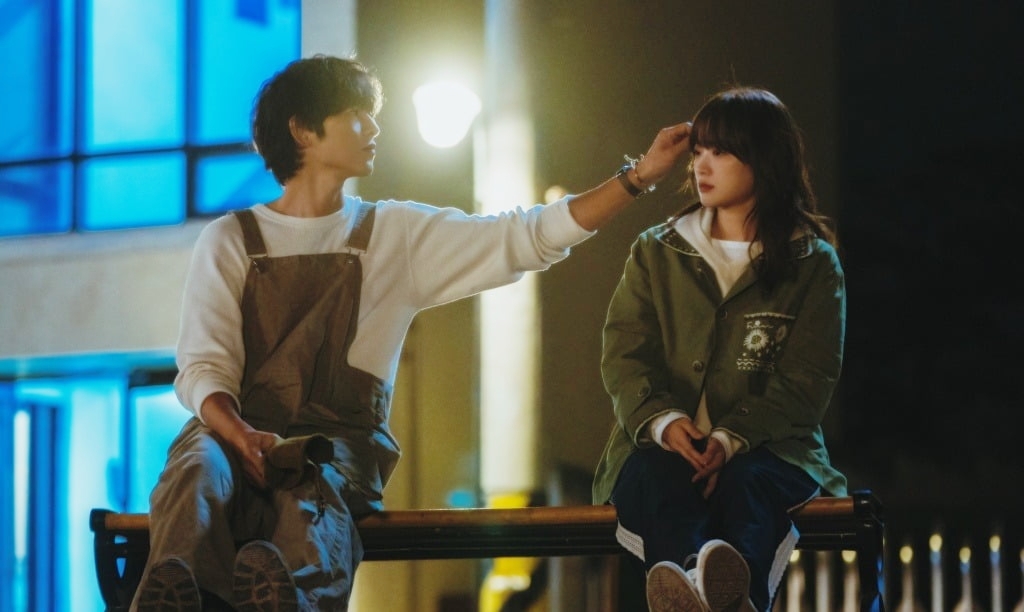 Chỉ có trời mới cứu được Song Joong Ki- Ảnh 5.