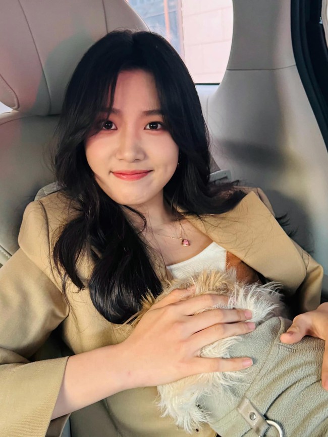 Mỹ nhân ngoan xinh yêu nhất Trung Quốc hiện tại lại gây sốt: Nhan sắc