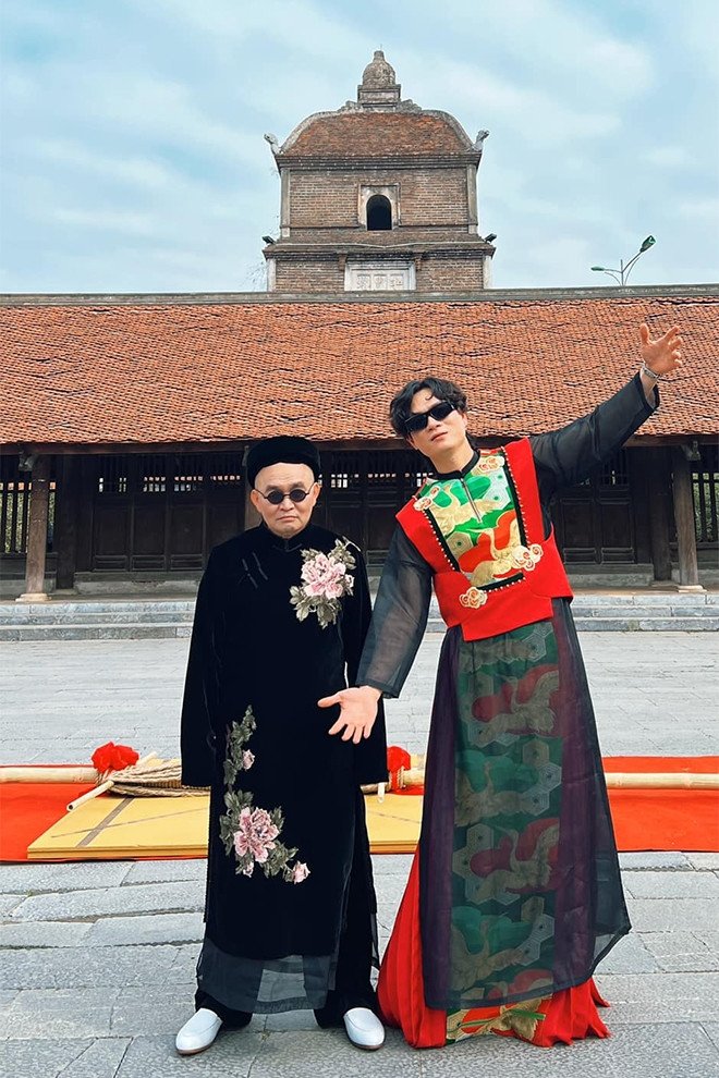 Tuấn Cry cùng Hòa Minzy và NSƯT Xuân Hinh