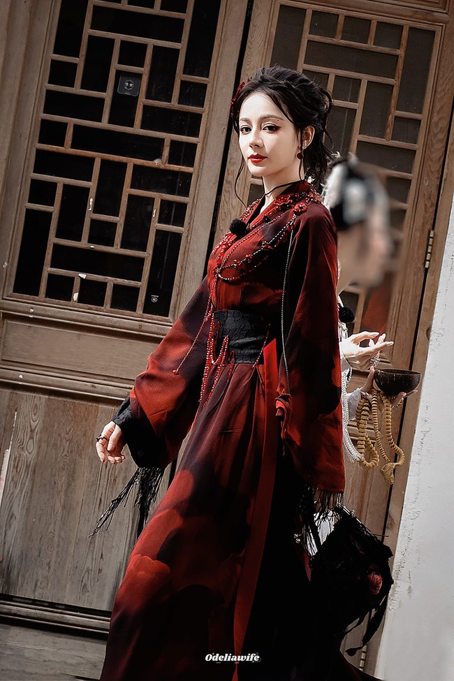 Mỹ nhân cổ điển đẹp nhất Trung Quốc hiện tại: Visual quốc sắc thiên hương, style Đông Tây kết hợp đỉnh tuyệt đối- Ảnh 7.