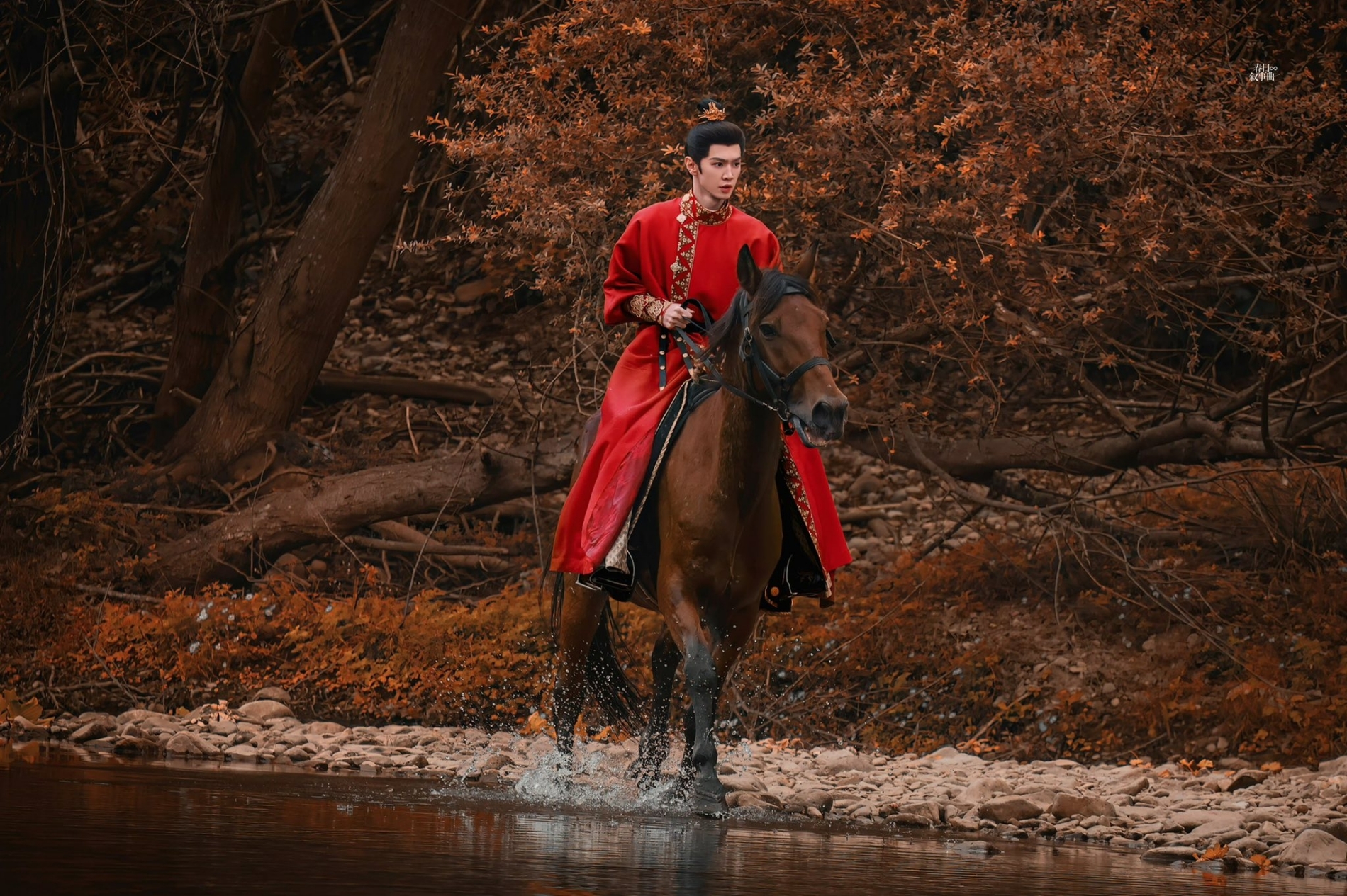 Đừng nói mỹ nam này đẹp như tranh vẽ, vì tranh phải vẽ theo mỹ nam này: Visual đỉnh cao ngắm lác cả mắt- Ảnh 3.