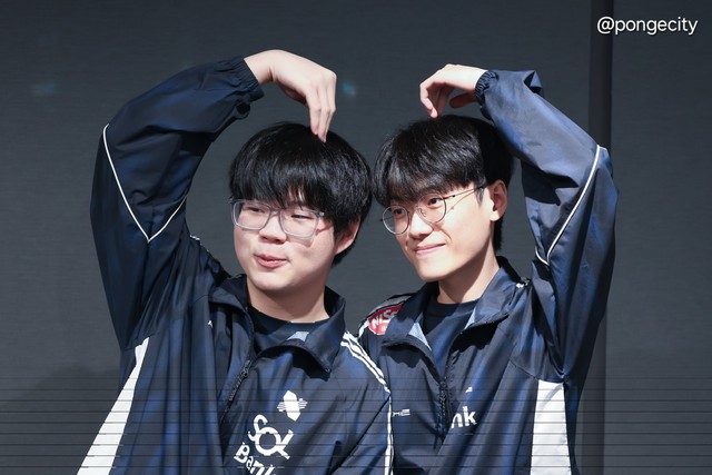 LazyFeel tiếp tục phong độ cao, T1