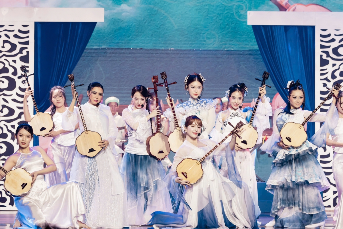 Khán giả đồng loạt Khán giả đồng loạt