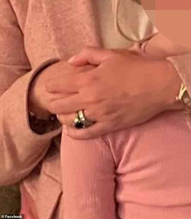 Nữ giám đốc bị bắt quả tang ngoại tình giữa concert: Đã qua 2 lần đò, chồng hợp pháp cũng là một CEO khác- Ảnh 2.