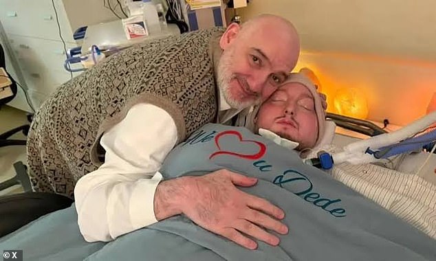 100460539-14921617-image-a-21752961212245-17529993008462083066258-1753009590800-17530095909661943964440 "Hoàng tử ngủ trên giường" qua đời ở tuổi 36 sau 20 năm hôn mê 100460539 14921617 image a 21752961212245 17529993008462083066258 1753009590800 17530095909661943964440