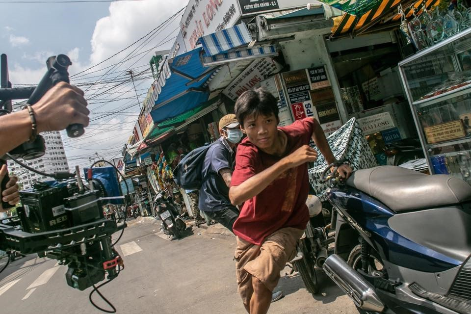 Bí mật hậu trường quá sốc của bom tấn đang gây sốt toàn cầu: 4 cú máy đắt giá cả thế giới chưa ai dám làm- Ảnh 2.