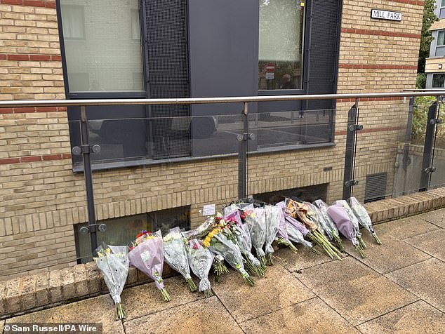 Du học sinh 20 tuổi bị đâm chết tại Anh, gia đình đau buồn tiếc thương Du học sinh 20 tuổi bị đâm chết tại Anh, gia đình đau buồn tiếc thương